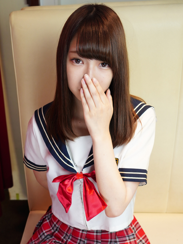 ヌキ・奈良店 グミ 18歳 T：160cm　B：84(C)　W：55　H：87